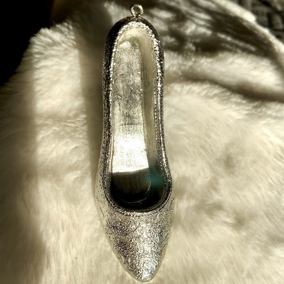 VICTORIAN Style Silver Tone Shoe Ornaments Set of 6 - Picture 7 of 16